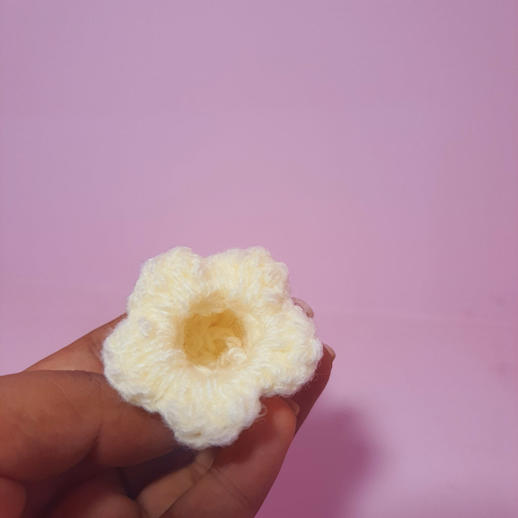 Bell Flower (offwhite)